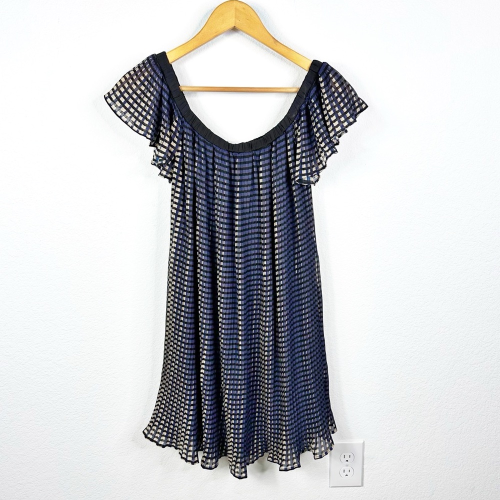 Chelsea & Violet Plisse Geometric Navy Flutter Sleeve Dress Size S